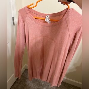 A pinkish lulu shirt.